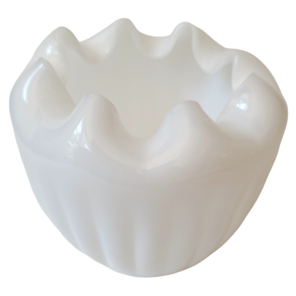 Vintage Westmoreland milk glass ruffled bowl